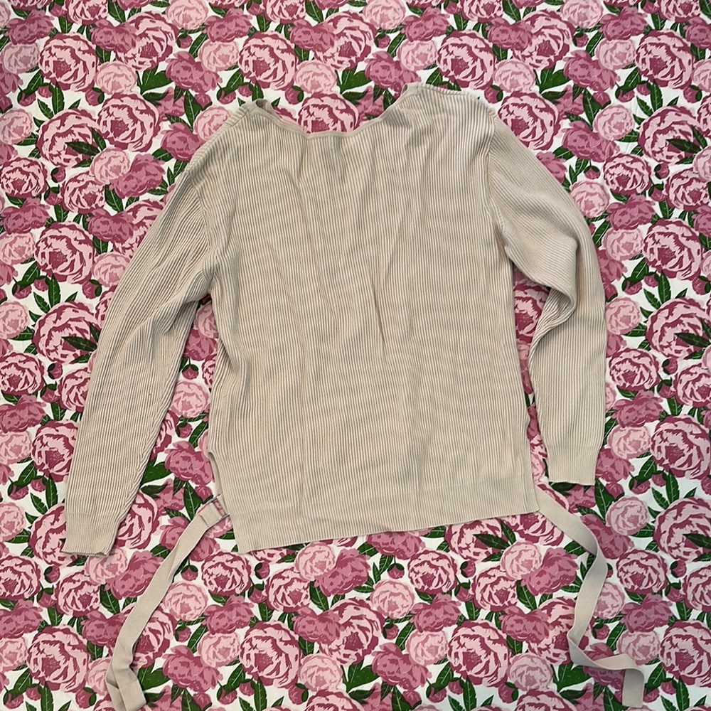 Beige Ribbed Sweater - Picture 4 of 4